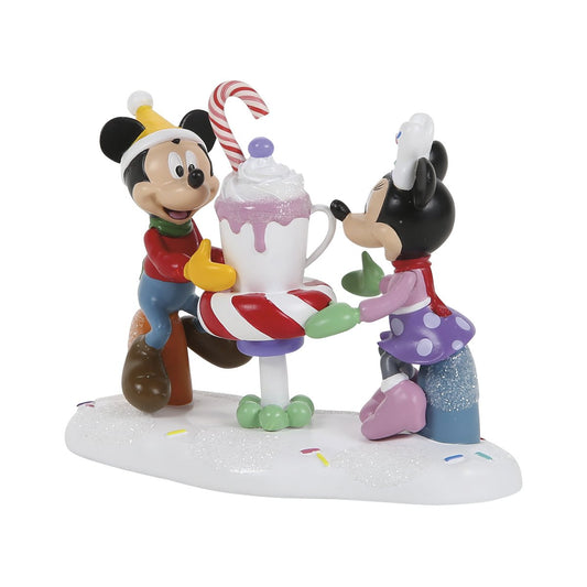 MICKEY AND MINNIE SHARE A COCOA